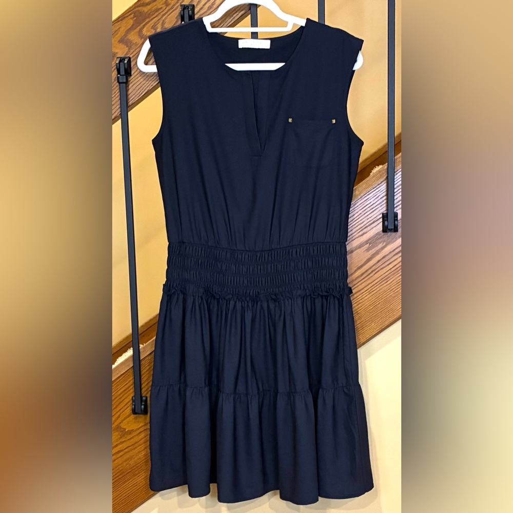 Adrienne Vittadini Tiered Short Dress Smocked Waist Sleeveless Dee Navy SZ. Lg